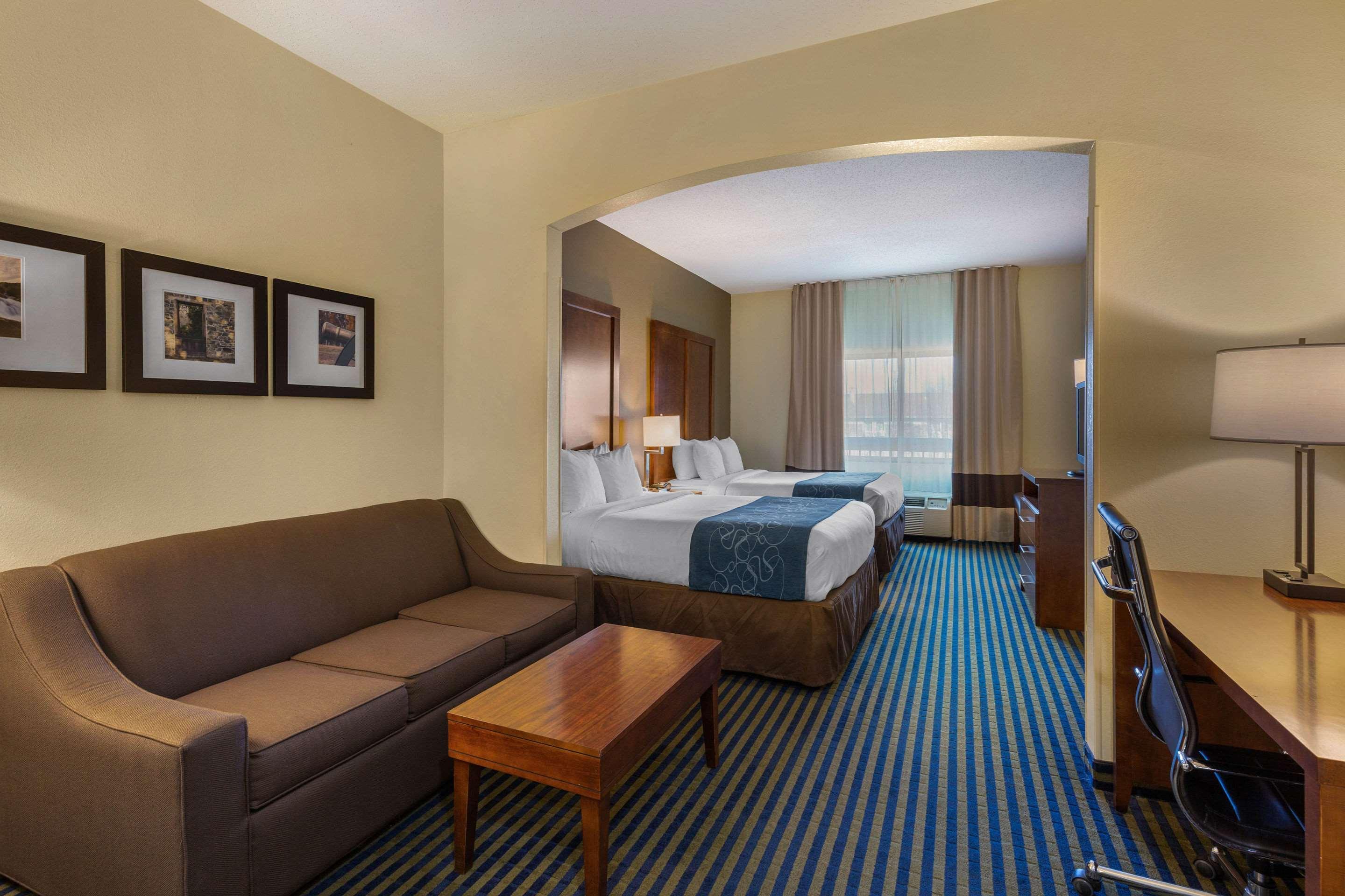 Holiday Inn Express & Suites Leesburg - Historic District By Ihg Kültér fotó